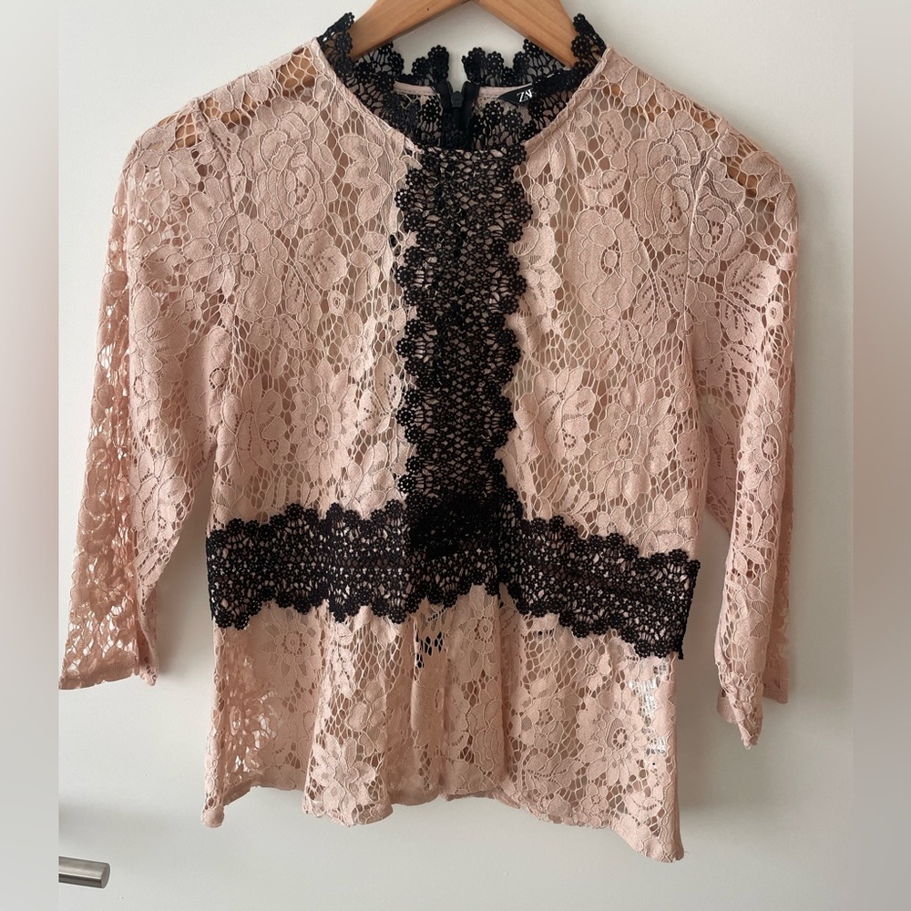 Zara cream lace top - size S never worn